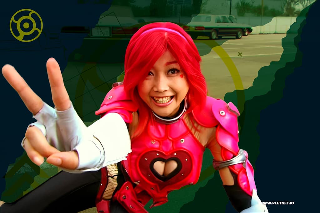 Hideaki Anno llevó el anime a la acción real sin filtros. Fanservice, efectos raw y una heroína que grita "Honey Flash!". De culto o de nicho. #CutieHoney #PlétoraRed #AnnoLiveAction