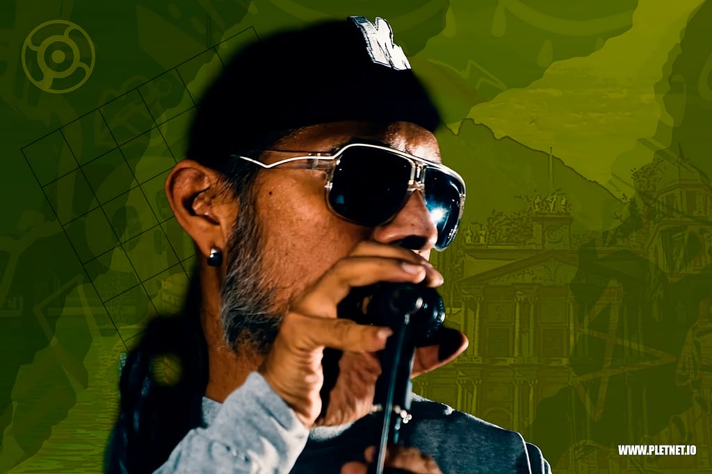 Manfree MC no pide permiso para cantar lo que vive. 'Así estoy bien' es rap que no se disfraza, que no se vende. Escúchalo en Plétora. #ManfreeMC #PlétoraMusic #RapSinPermiso