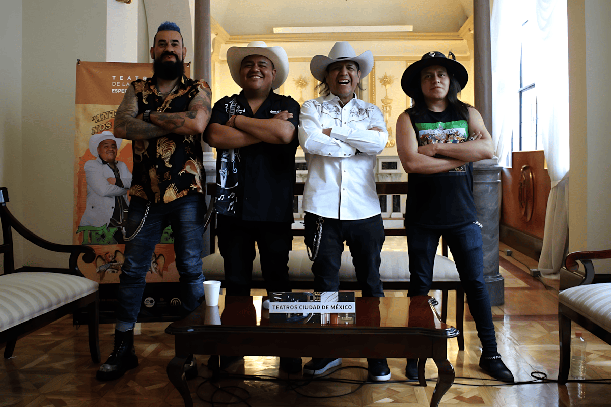 Tex Tex cumple 40 años sin venderse, sin pedir permiso, sin traicionar el barrio. El rock ejidal sigue vivo. Léelo en Studio. #TexTex #PlétoraMusic #RockEjidal